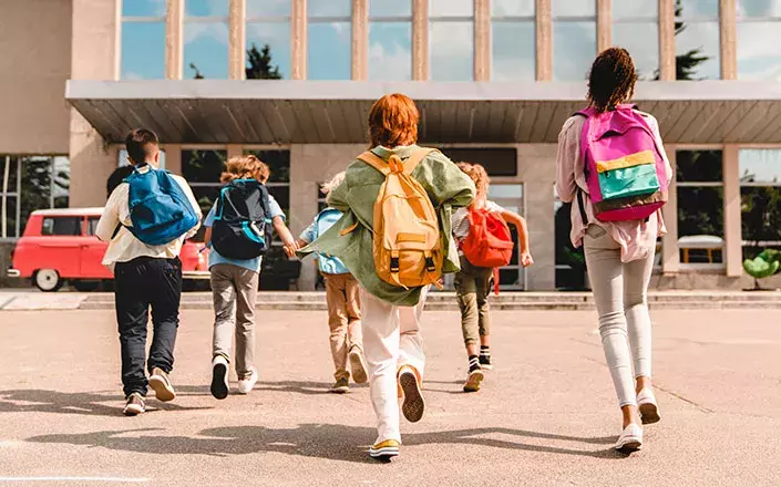 Le Gouvernement annonce le versement de l’allocation de rentrée scolaire à 3 millions de familles, pour faire face aux dépenses de la rentrée